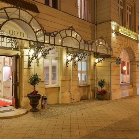 Altstadthotel Am Theater Cottbus Esterno foto
