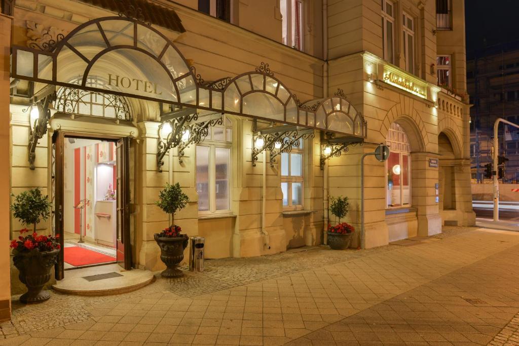 Altstadthotel Am Theater Cottbus Esterno foto